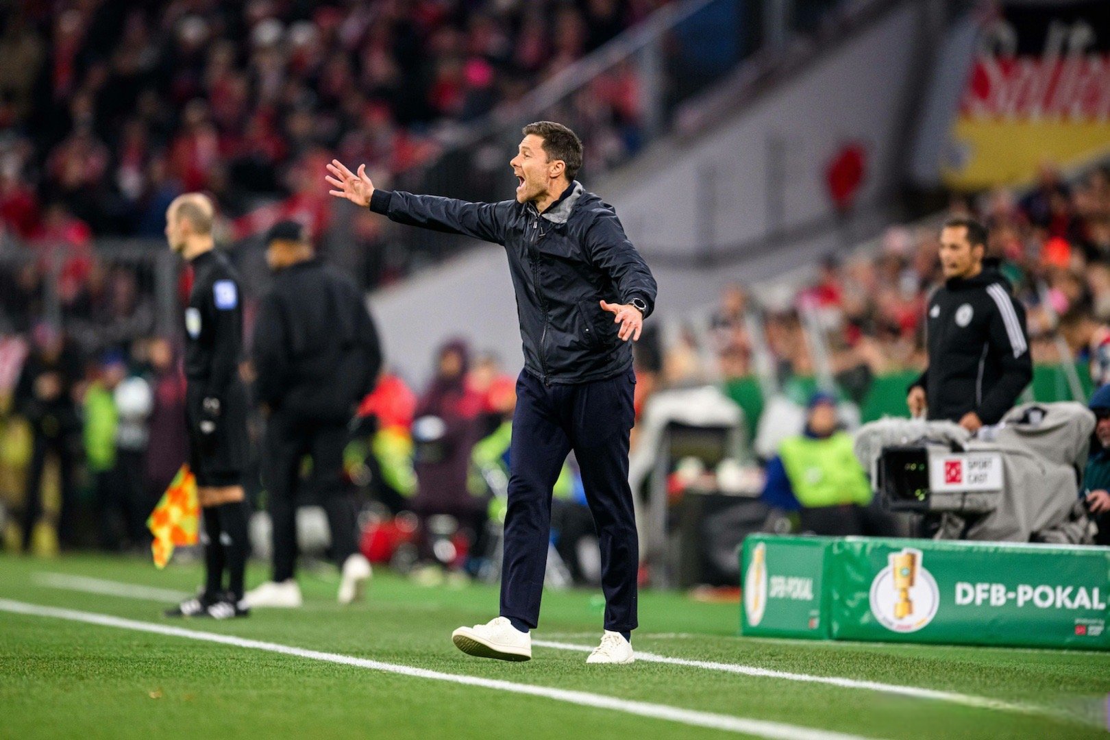 关于凯恩与90激战老鹰分钟丹佛掘金国际比赛日再遭质疑，国际比赛日浙江队备战德国杯看傻球迷的信息LOL SPORTS